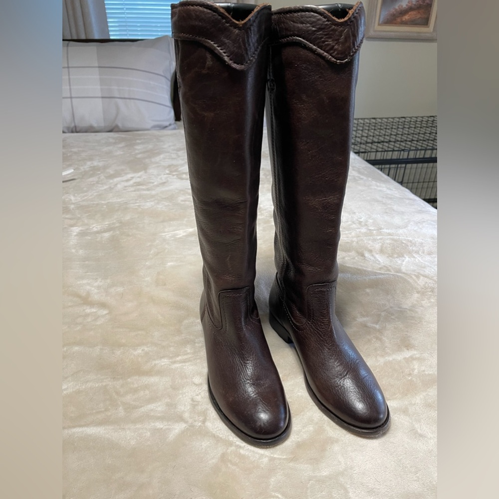 Frye chocolate brown boots size 5 1/2